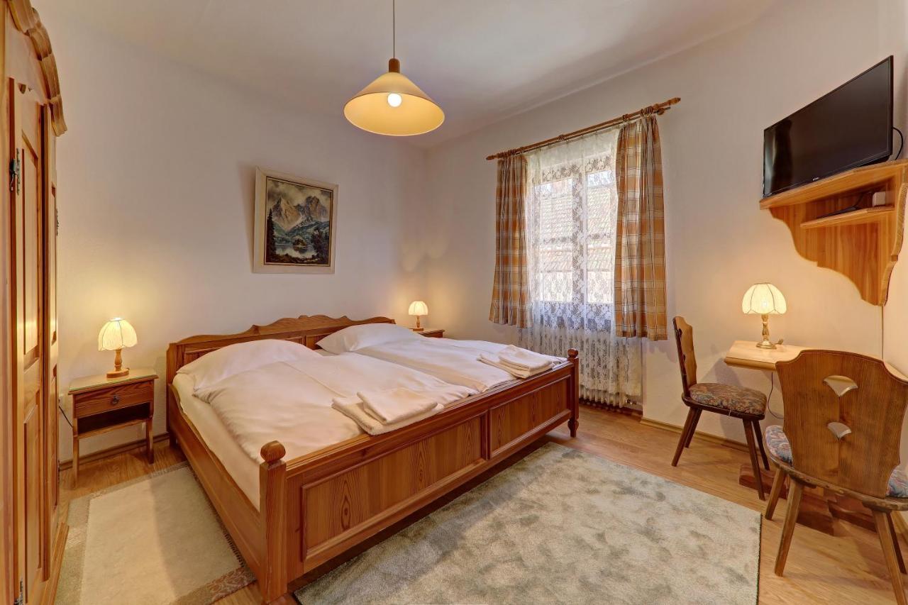 Hotel Bayerischer Hof Боденмайс Экстерьер фото
